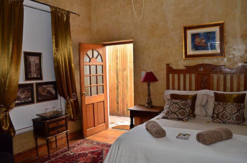 Villa Contessa Beaufort West Extérieur photo